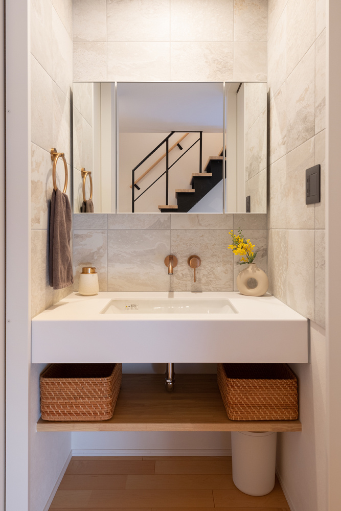 ゆるやかに流れる時間の中で、日々の幸せを感じる暮らし｜ジャパンディスタイル×半ビルトインガレージ