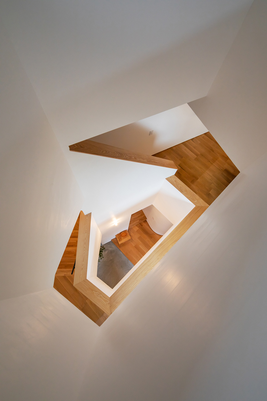 印象的な景色が生まれる螺旋階段