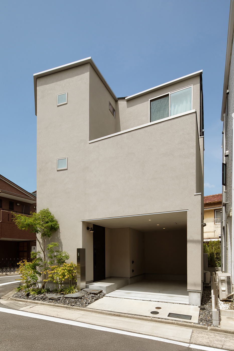 雨の日も快適なビルトインガレージ