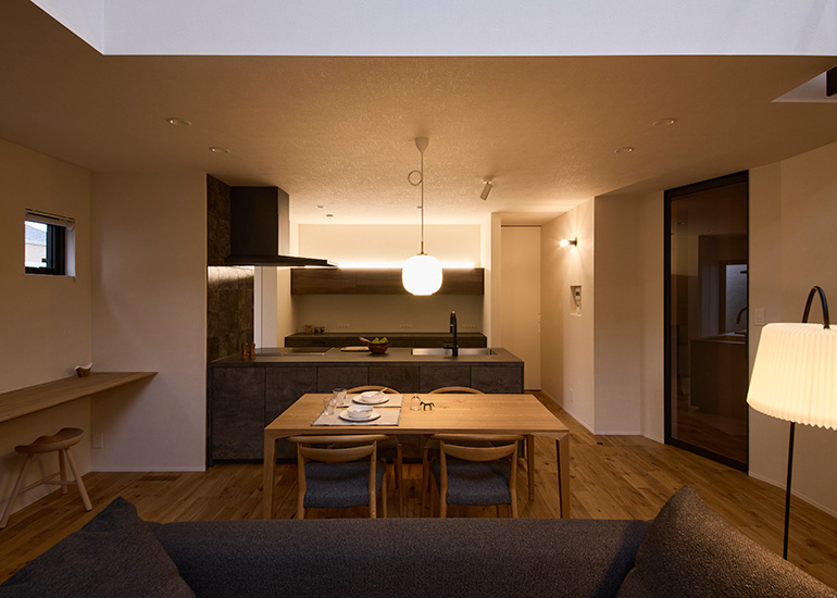 吹き抜けのある家