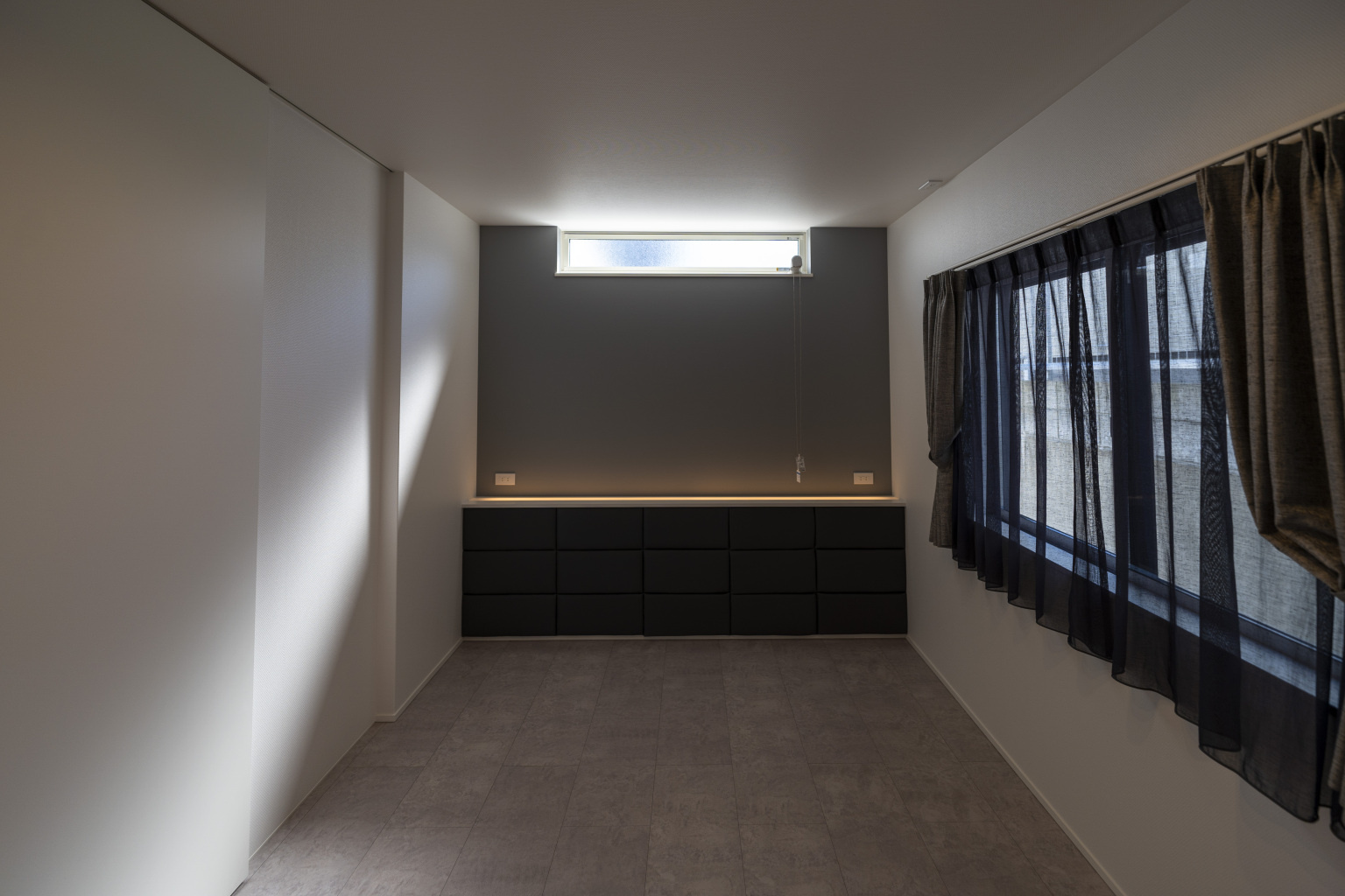 ベッドルームの間接照明