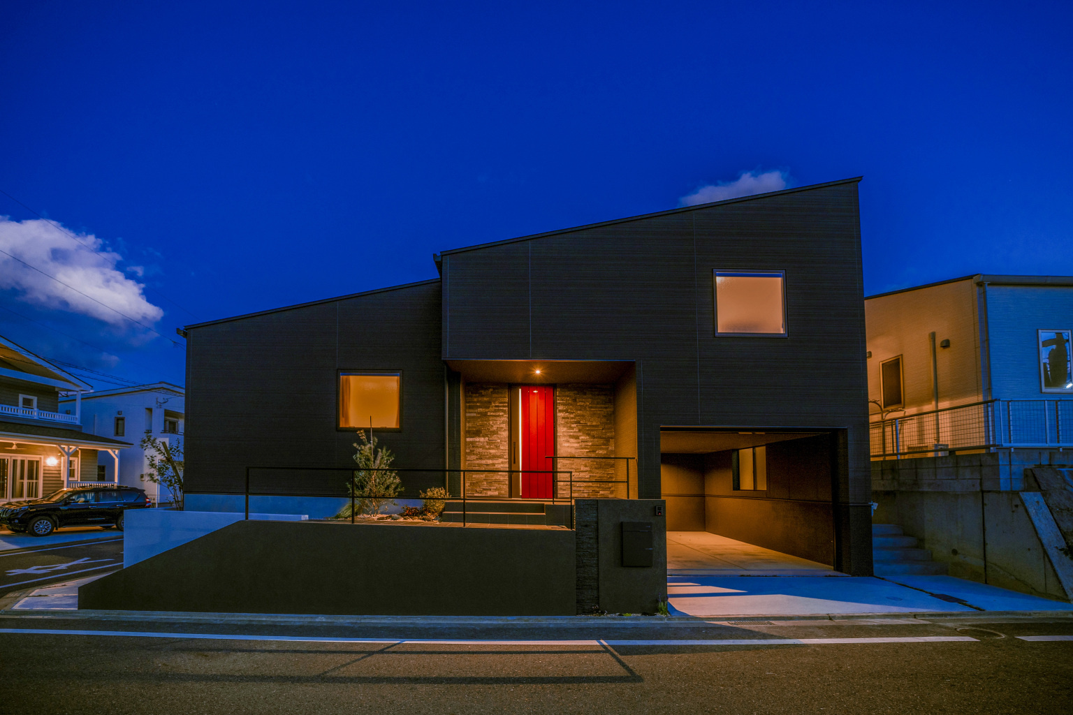 【福岡・沖縄】スキップフロアのあるガレージハウス