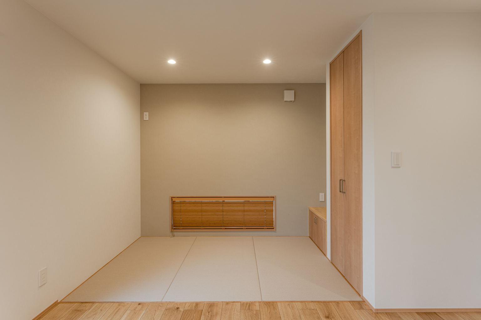 ゆったりくつろげるモダンな小和室