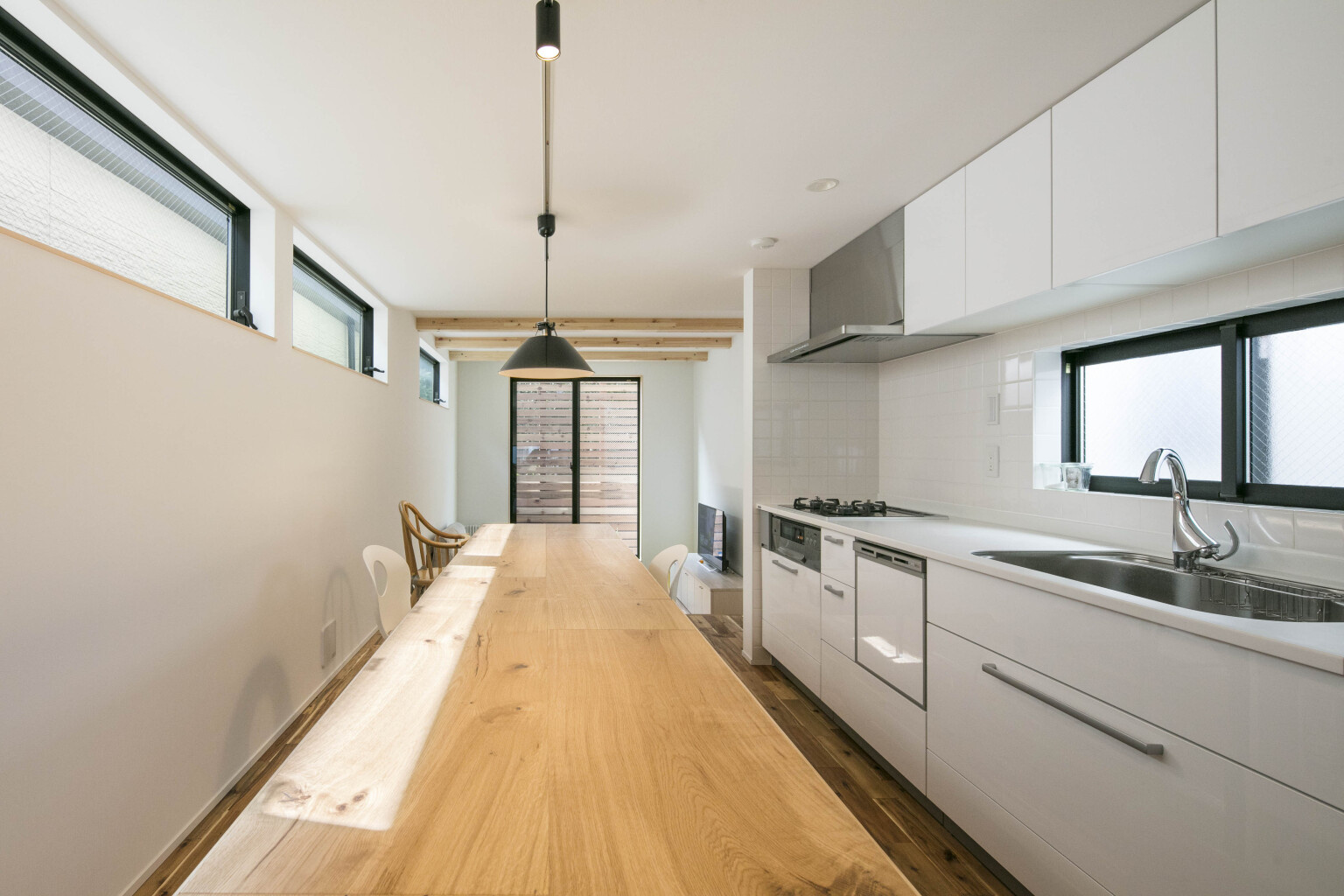 【東京】廊下をなくしたキッチン・ダイニング