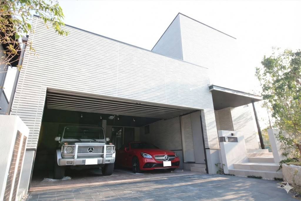 【福岡・沖縄】ガレージハウス+オリジナルキッチンで楽しむ家