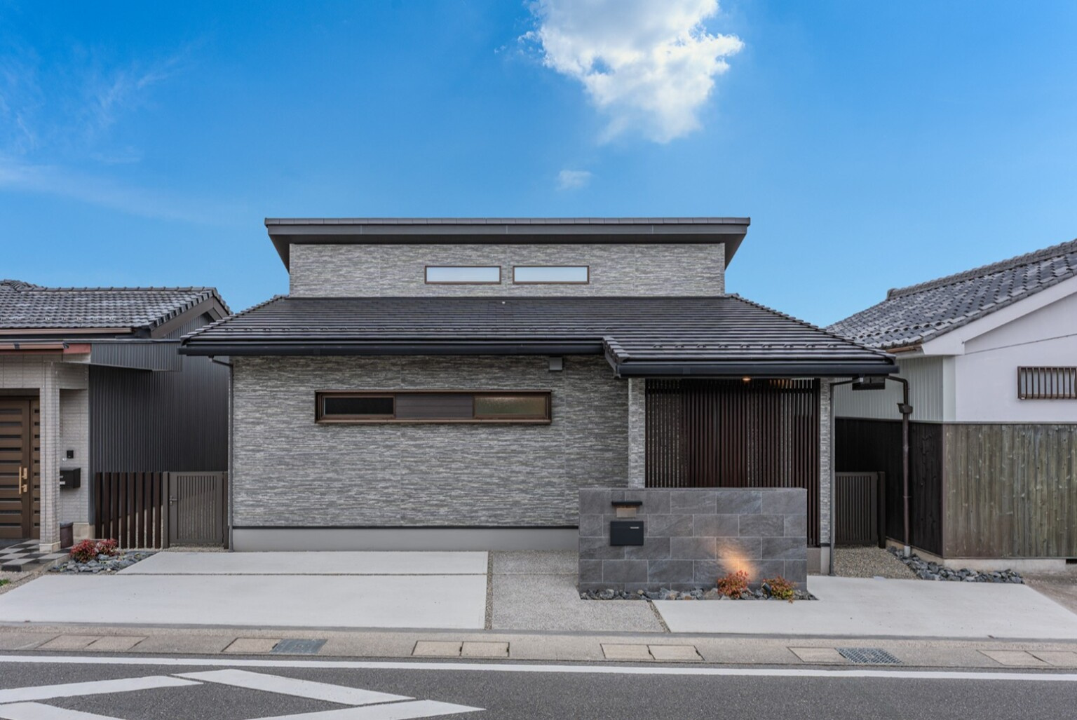 【岐阜市｜24坪】中庭のみえるリビングのある平屋