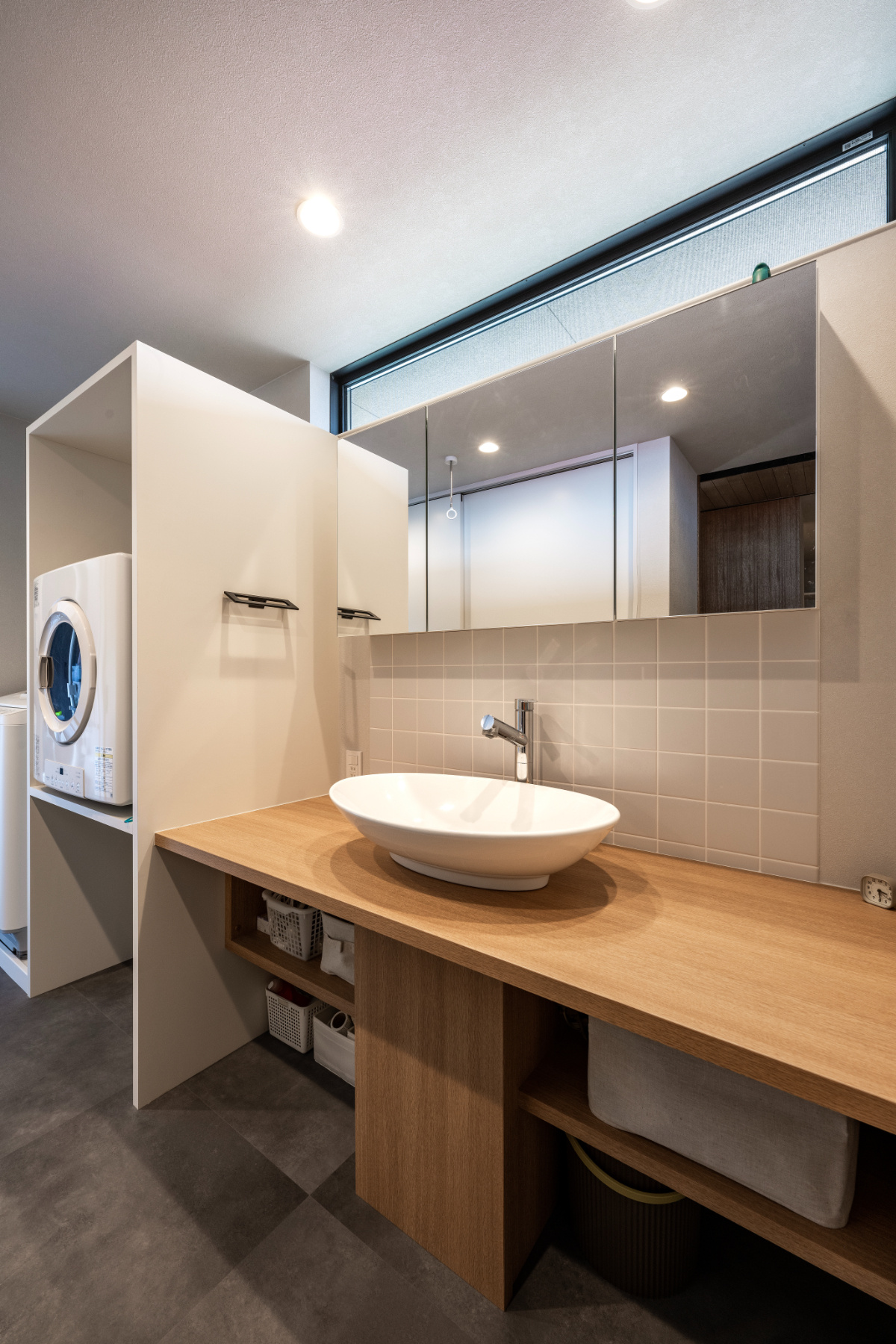 【宝塚】ファミリークローゼットに繋がるランドリールーム