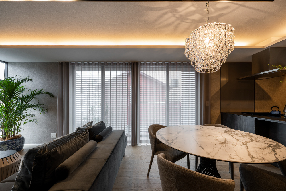 【神戸】間接照明が灯る、落ち着いた雰囲気のLDK