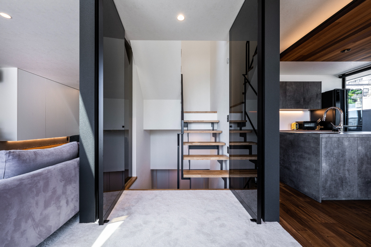 【神戸】街を眺める研鑽の家　大空間×眺望