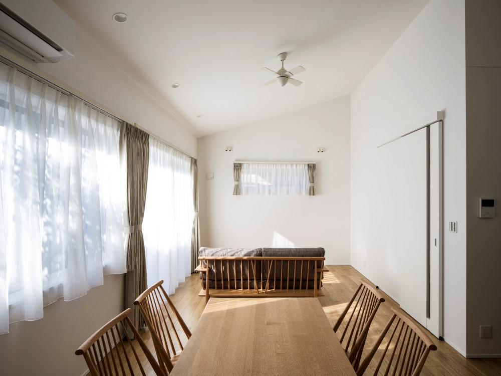 ［大東］高齢からの暮らしを考えた住まいのリビング