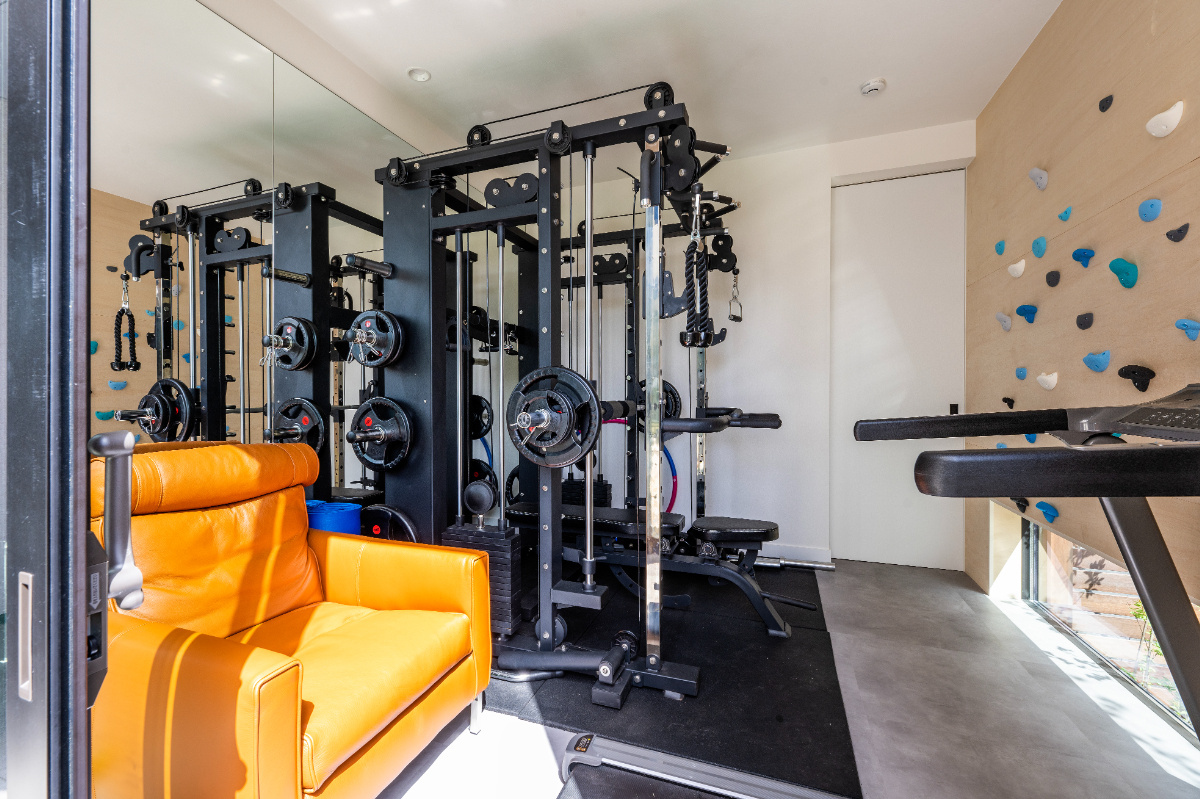 【西宮】サウナ・ジム・ボルダリングルーム