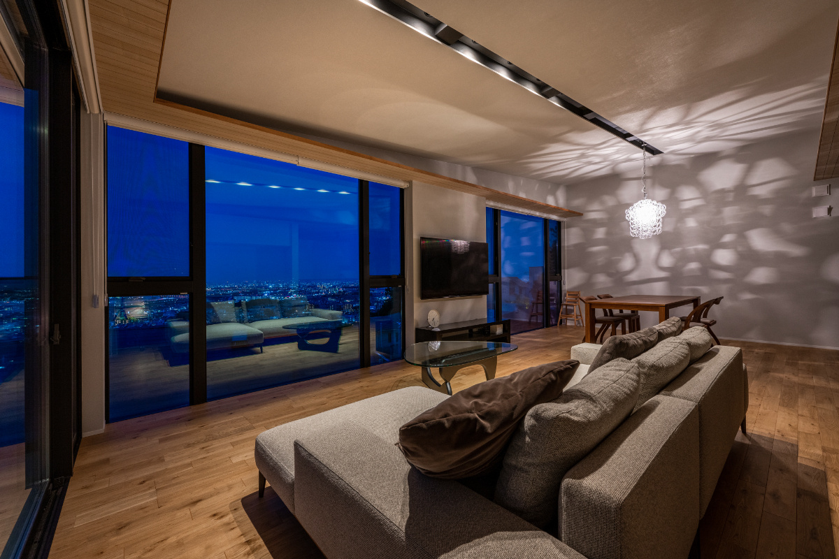 【宝塚】夜景を楽しむＬＤＫ