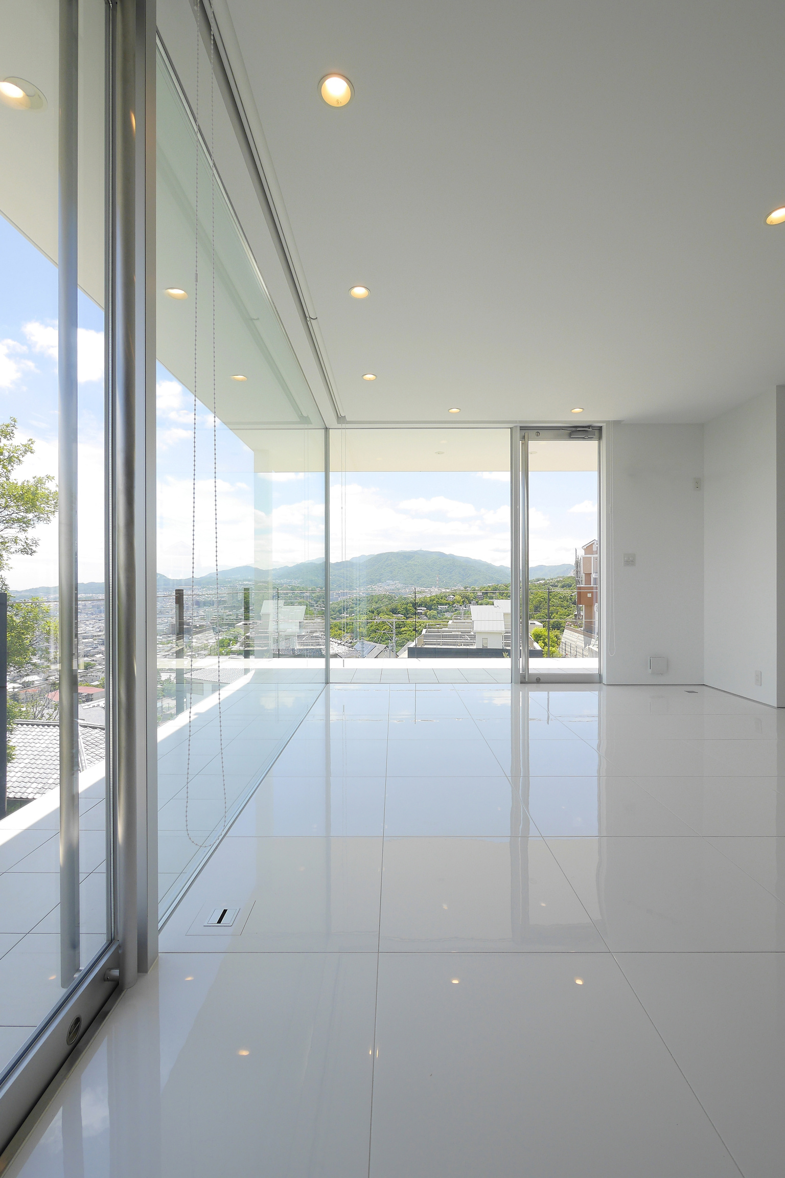 外につながる大空間