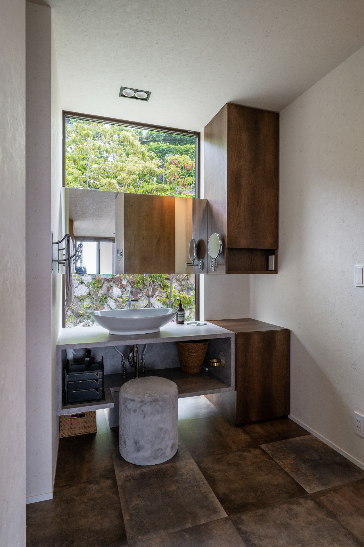 【宝塚】抜け感あるパウダールーム