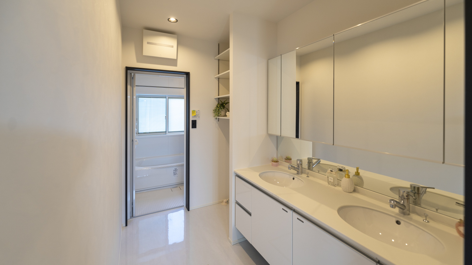 パウダールーム