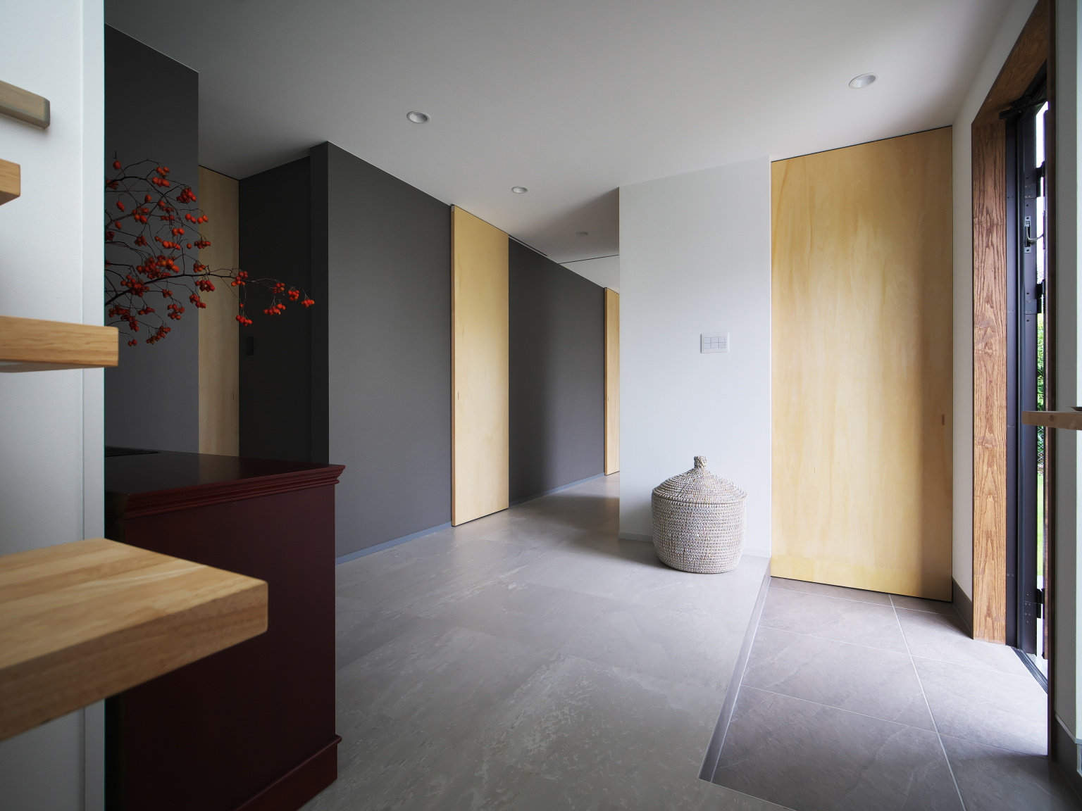 スタイリッシュな玄関ホール