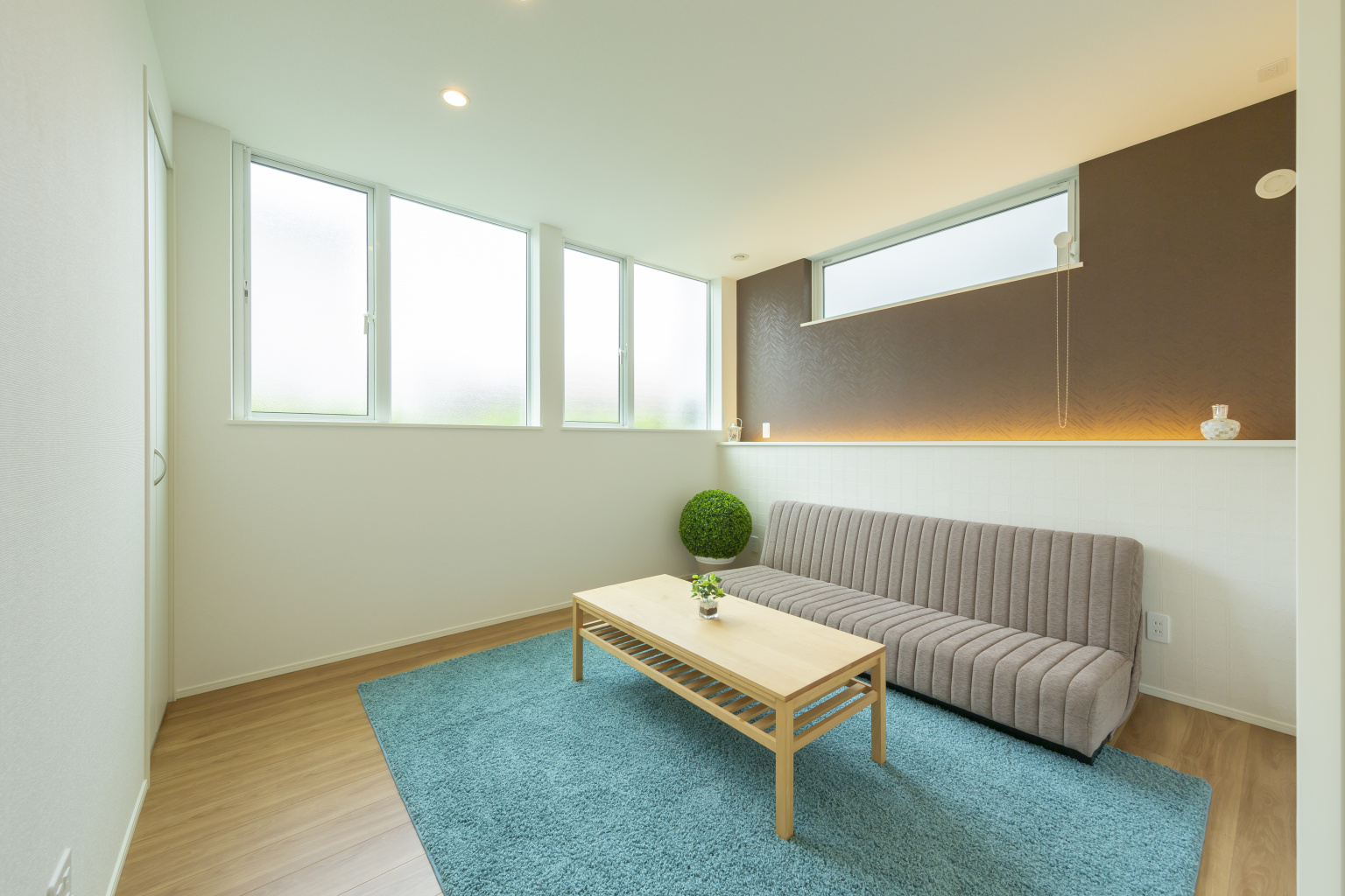 間接照明を配した寝室