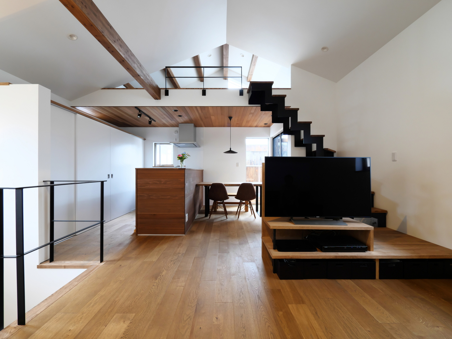 【京都】ご家族が自然と集まるリビング・ダイニング