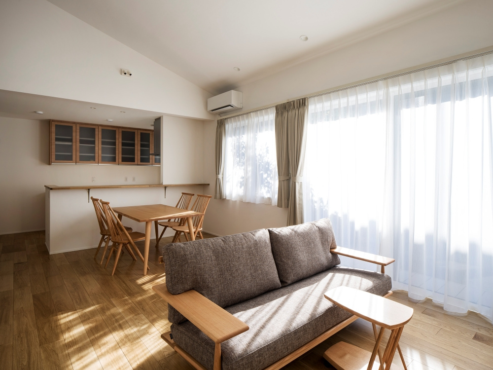 高齢からの暮らしを考えた住まいのリビングダイニング