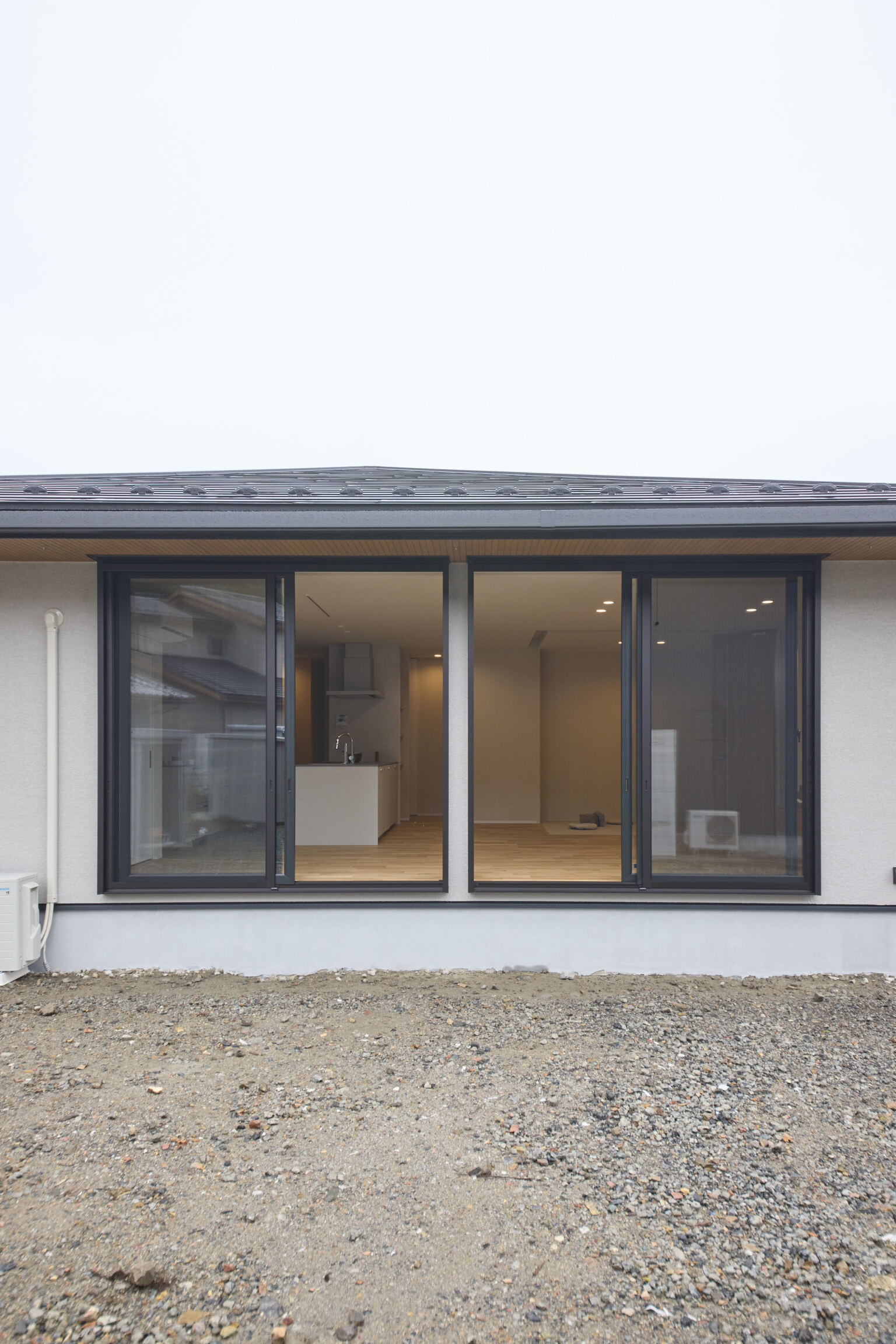 自然と暮らす のびやかな平屋